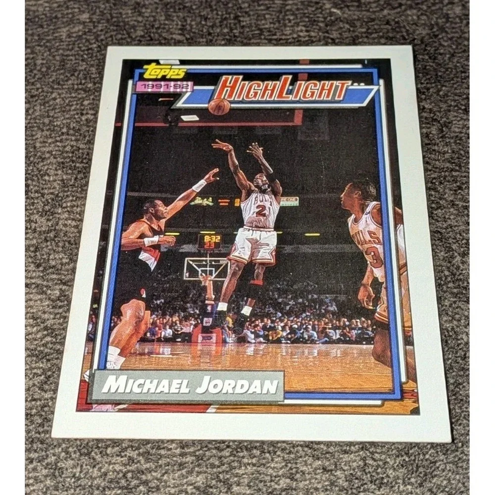 1992 Topps # 3 MICHAEL JORDAN Highlight Chicago Bulls GOAT $$